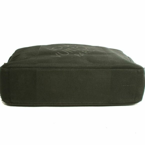 Authentic Louis Vuitton Damier Geant Yack Briefcase - Picture 7 of 10